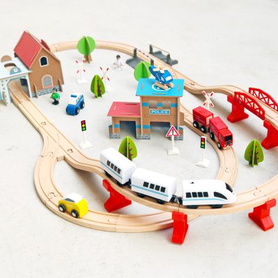 Diy wooden train track set for kids (4)