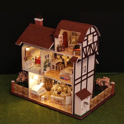European style luxury wooden doll house (1)