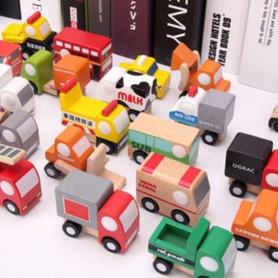 Exquisite variety of wooden car toys (5)