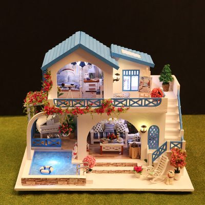 Mediterranean style miniature wooden dollhouse (2)